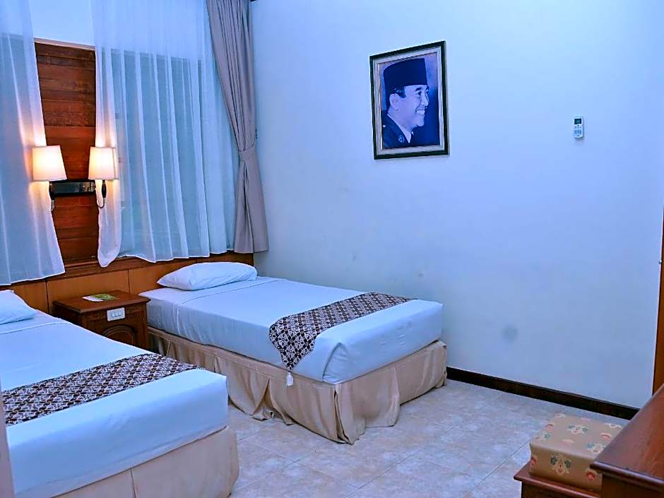 Hotel Dana Solo
