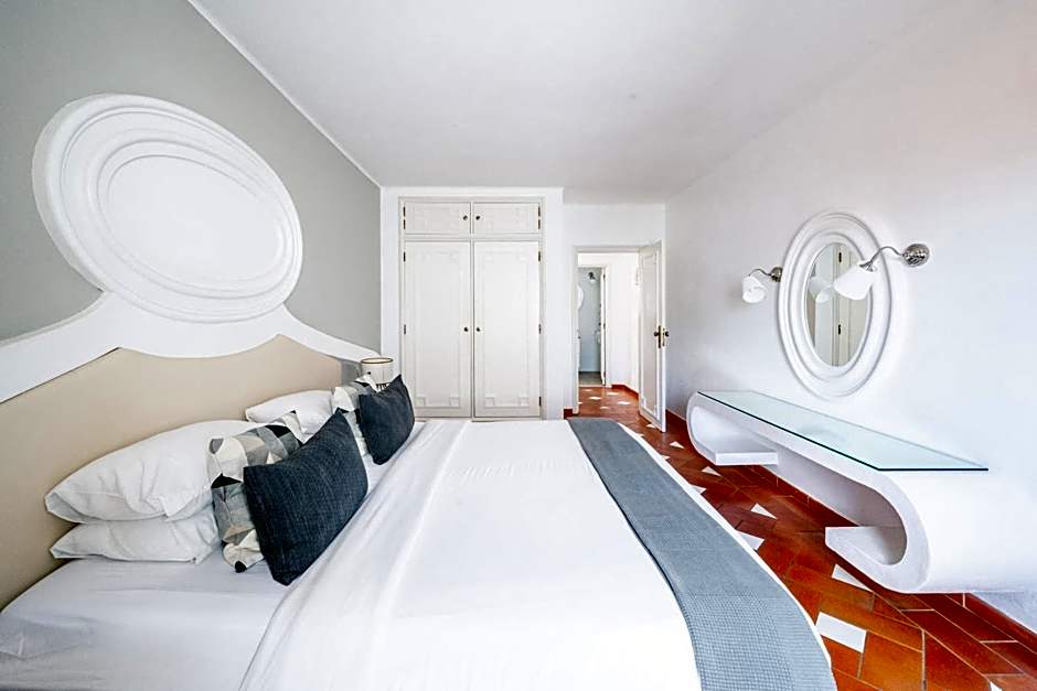 Baluarte da Vila Apartments