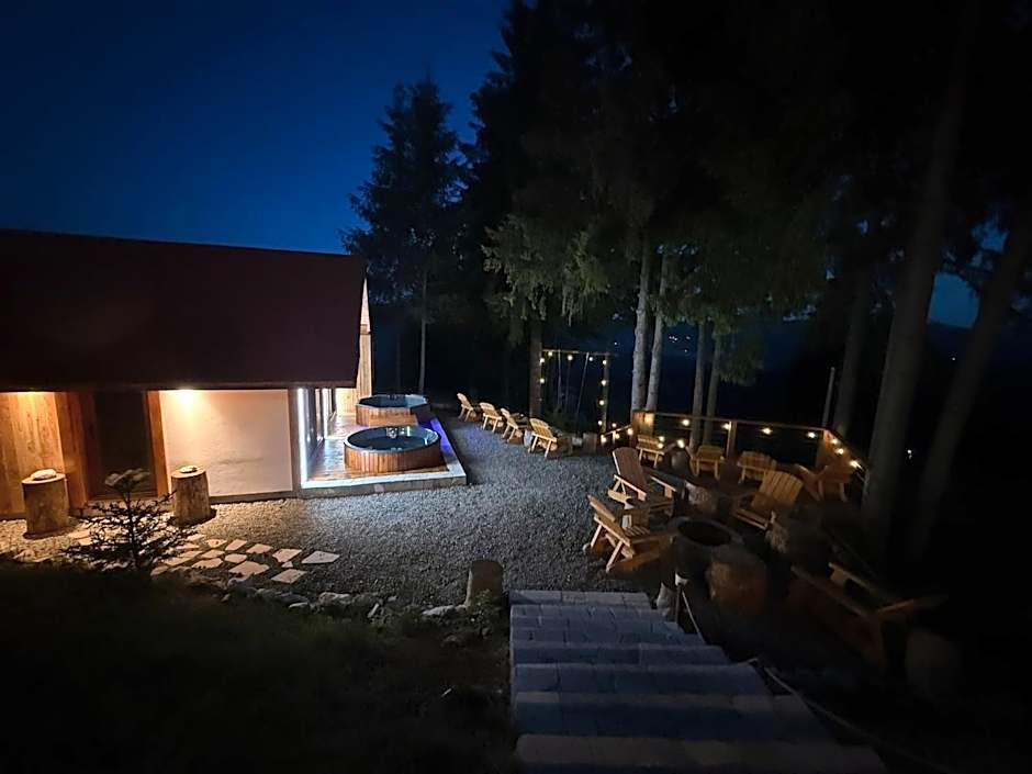 Tiarra Mountain Lodge