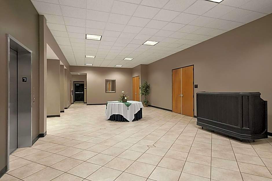 Wingate by Wyndham Round Rock Hotel & Conference Center