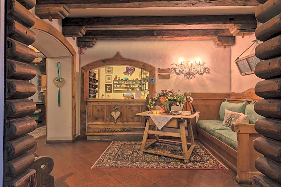 Digonera Historic Hotel B&B