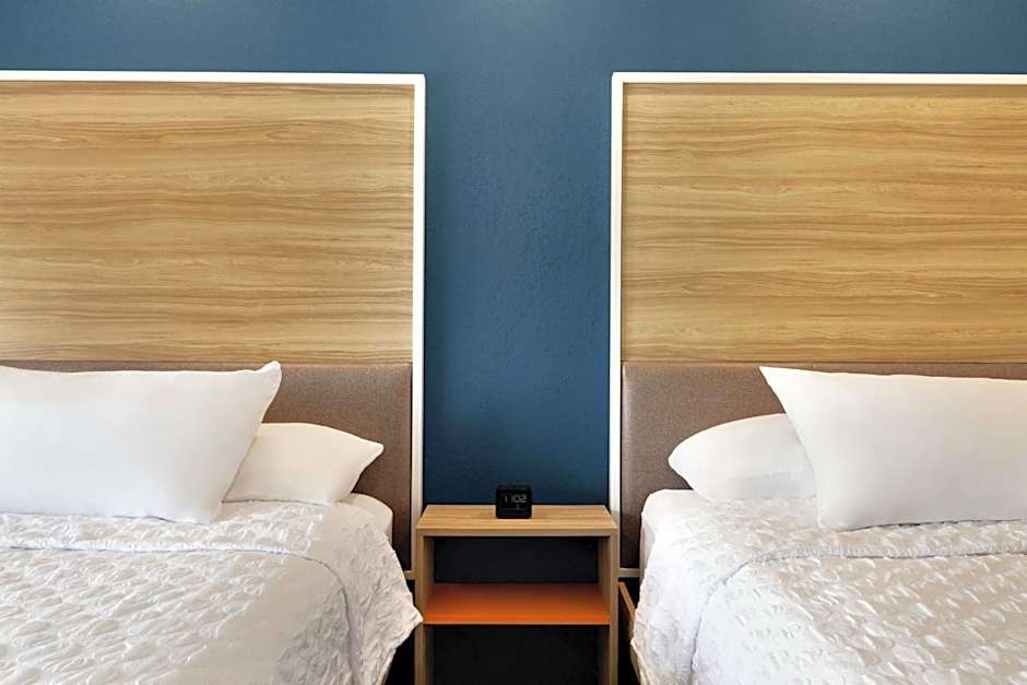 Tru By Hilton Meridian Boise West Id