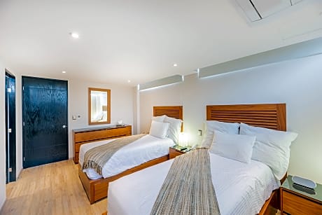 Double Apartment Int + Studio - 3 Beds