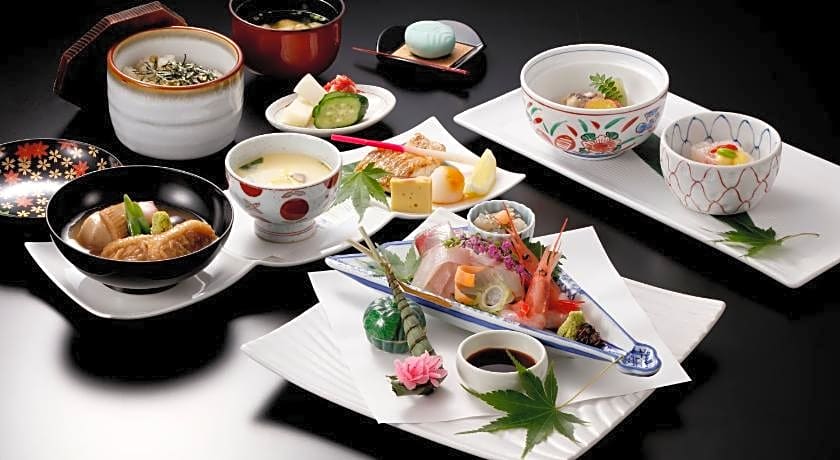 Kanazawa Hakuchoro Hotel Sanraku