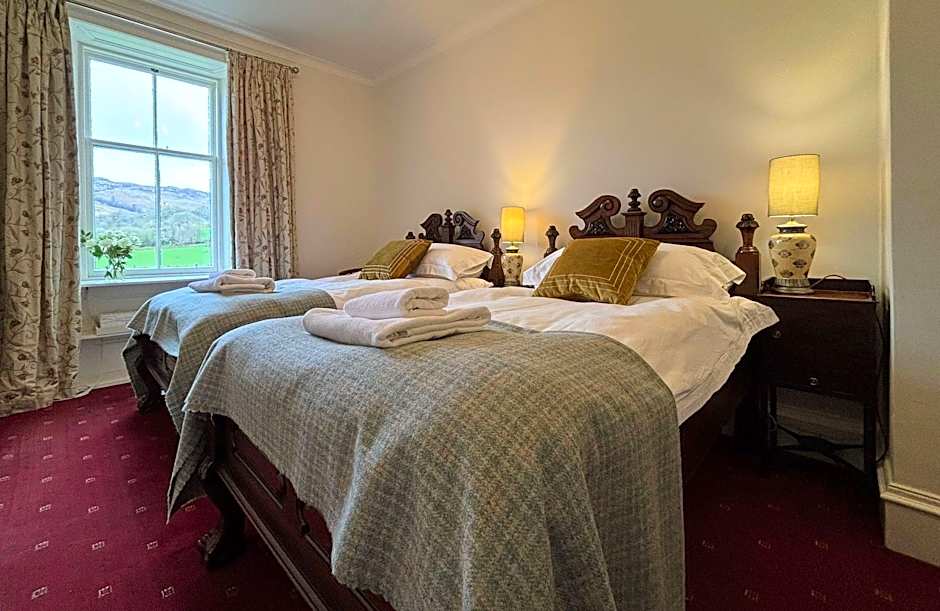 Photo 1 of 2 of 1 Double Bed or 2 Beds
