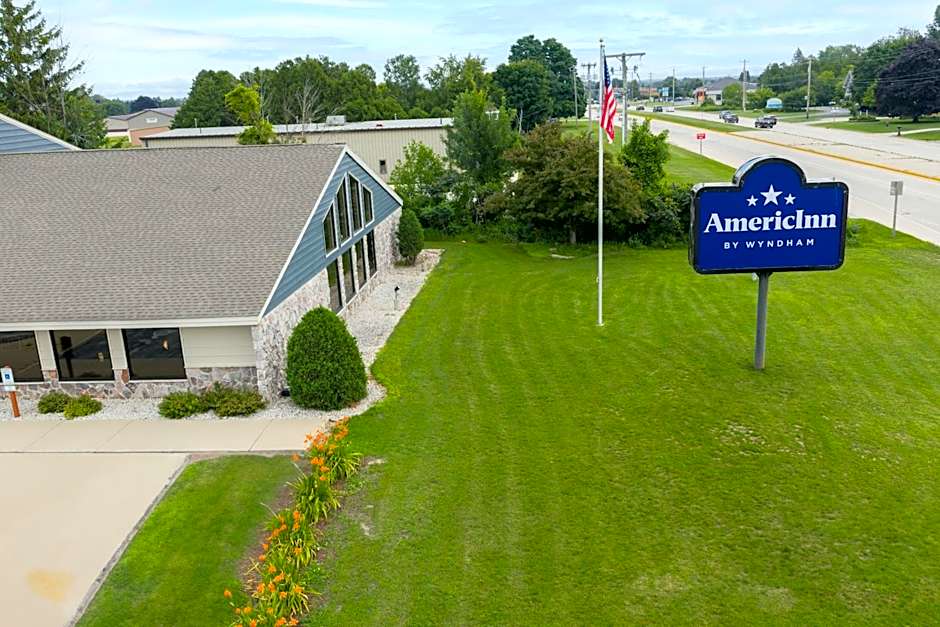 AmericInn by Wyndham Sturgeon Bay