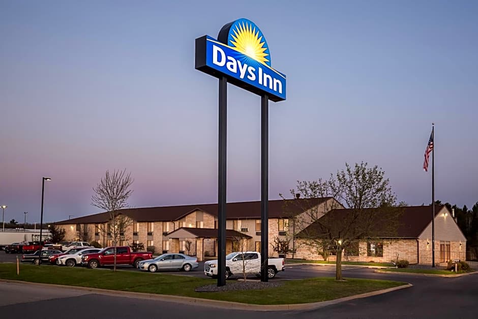 Days Inn by Wyndham Black River Falls