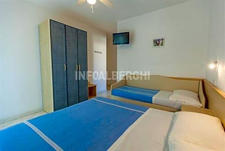 Economy Triple Room - Dependance