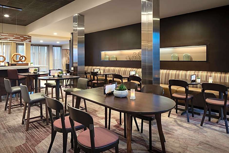 Courtyard by Marriott San Francisco Airport