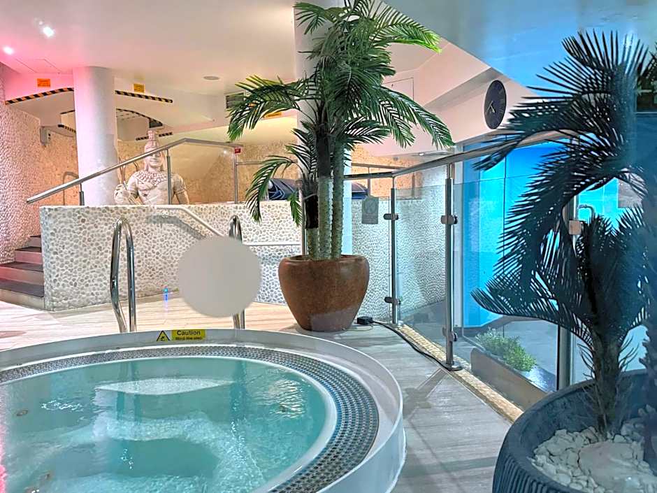Rafayel Hotel & Spa