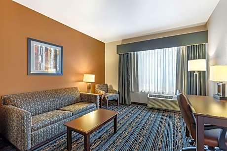 SUITE-2 QUEEN BEDS,MOBILITY ACC,COMMASSIST,BATHTB,SFBD,NSM,FULL BREAKFAST