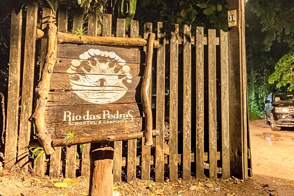 Hostel e Camping Rio das Pedras