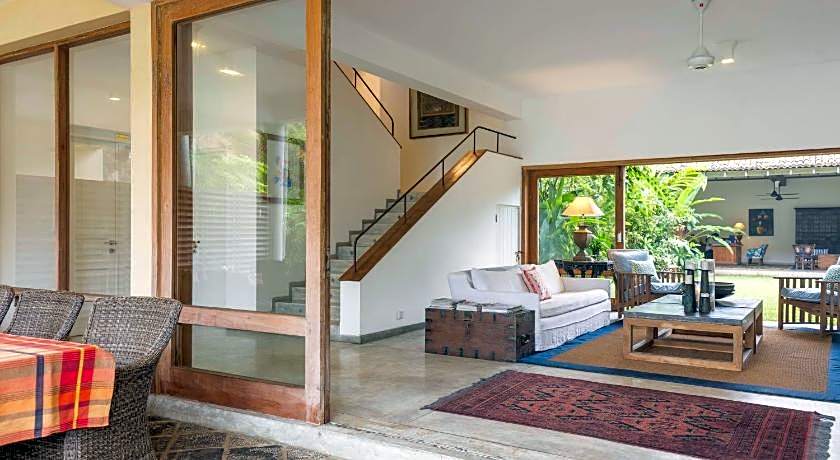 Villa Saffron Hikkaduwa