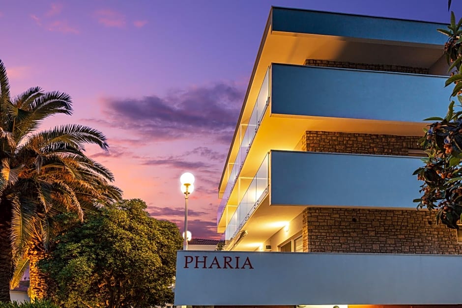 Aparthotel Pharia