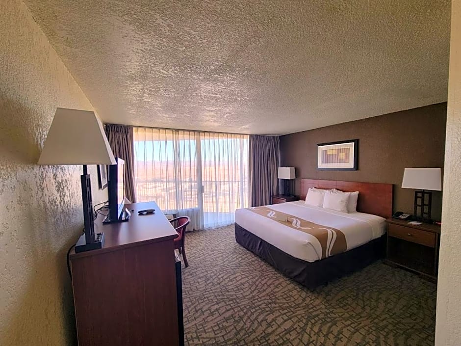 QUALITY INN VIEW OF LAKE POWELL - PAGE