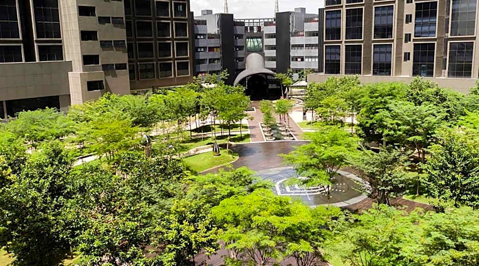 Icon City 8Pax SunwayPyramid & Lagoon CityView