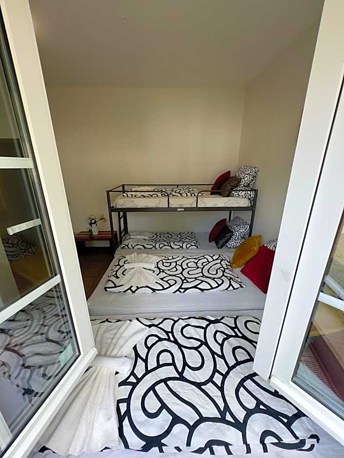 Hotel Moji 3 Landhaus Köln