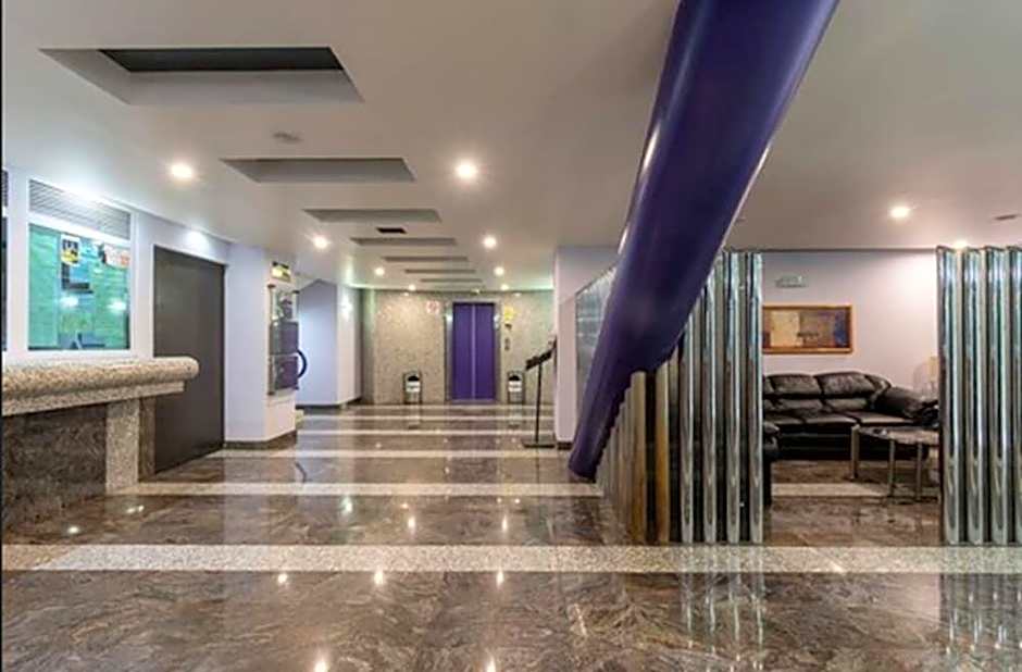 Hotel Embassy