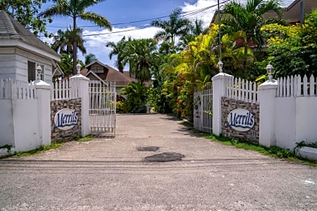 Merrils Beach Resort II