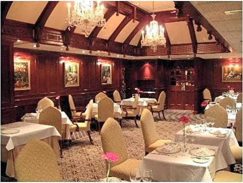 Barn Hotel London Ruislip