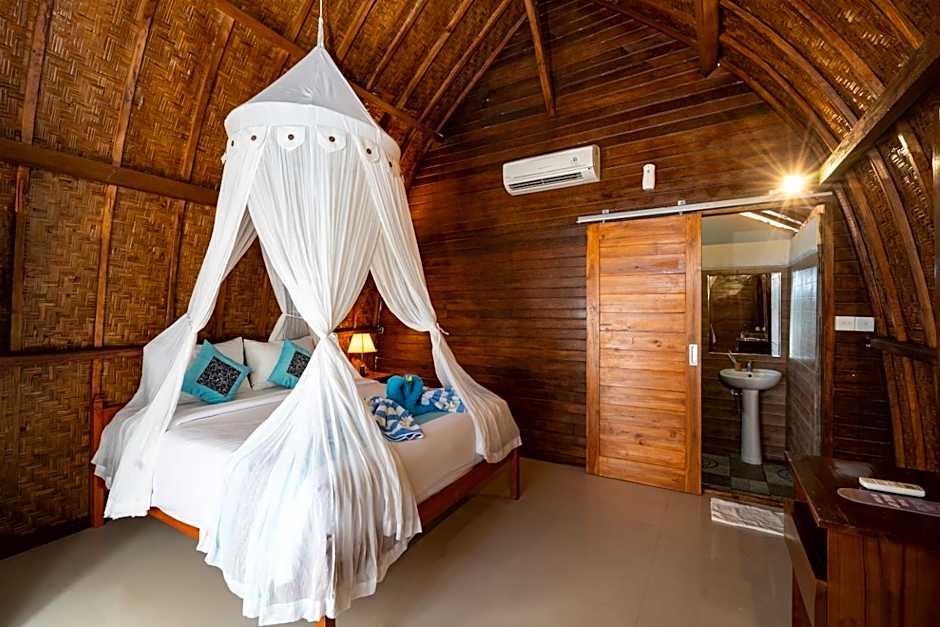 Sundi Ocean Bungalow by ABM