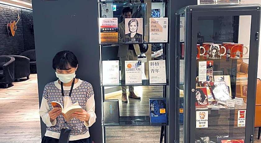 Taiwan Youth Hostel & Capsule Hotel