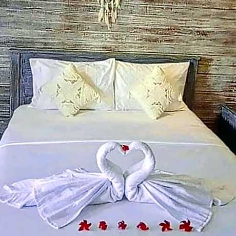 Sarinah Beach - Bistro & Bungalow