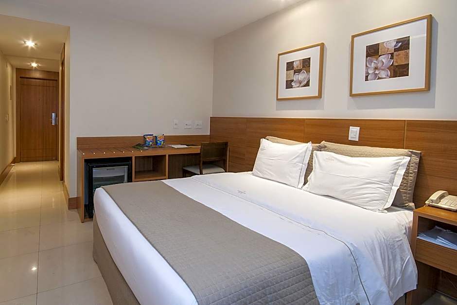 Américas Granada Hotel