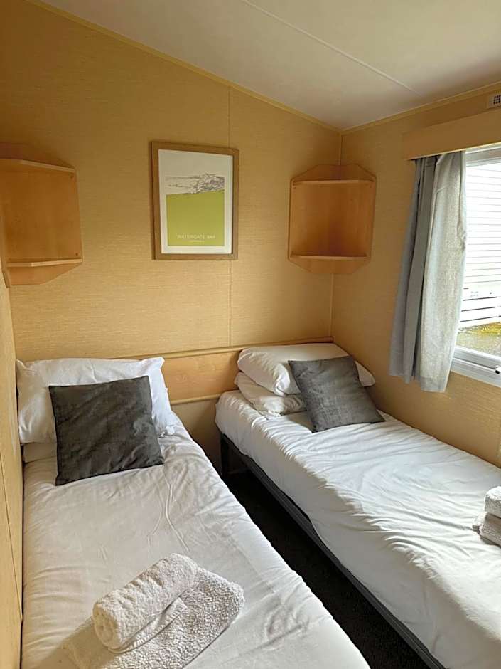 Newquay Bay Porth Caravan - 8 Berth