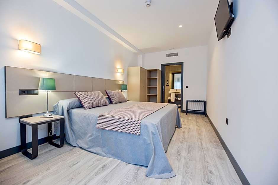 HOTEL IBERUM