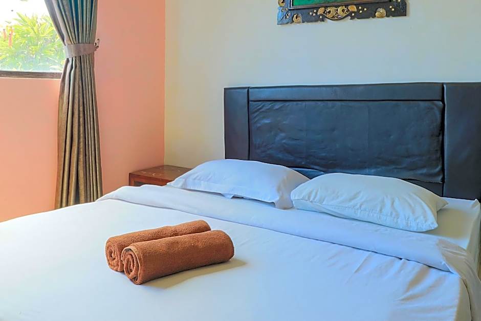 S 8 Suardana Hotel