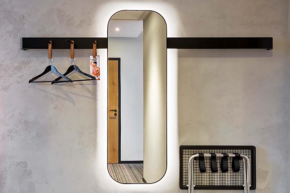 Moxy by Marriott Warsaw Praga