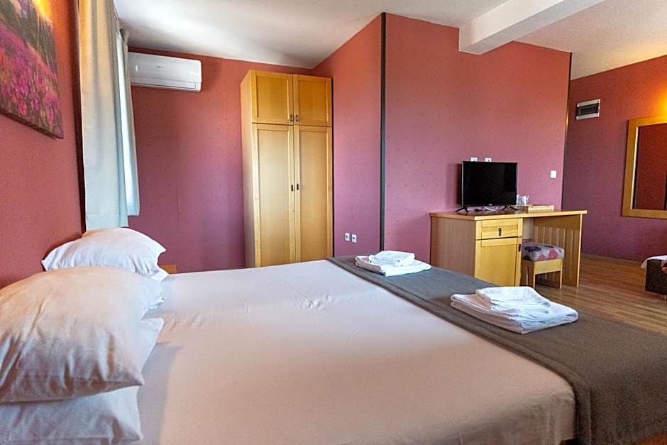 Hotel DEMETRA