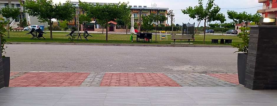 Elizabeth Queen Luxuxy Rooms