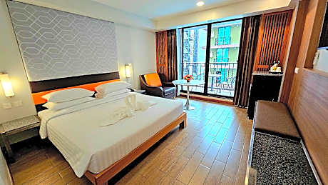 Dynasty Grande Hotel