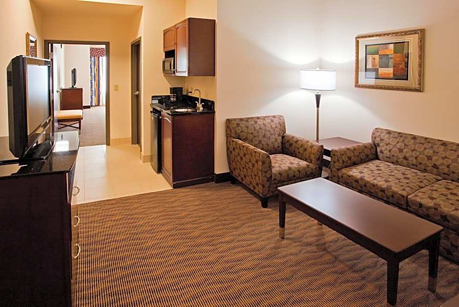 Holiday Inn Express Hotel & Suites Austin South - Buda By IHG