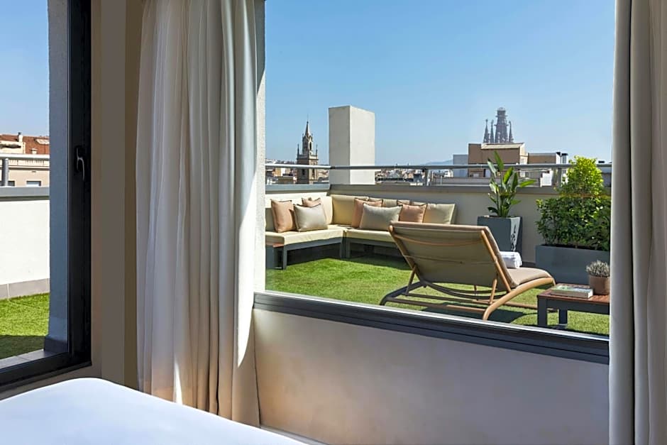 Renaissance by Marriott Barcelona Hotel