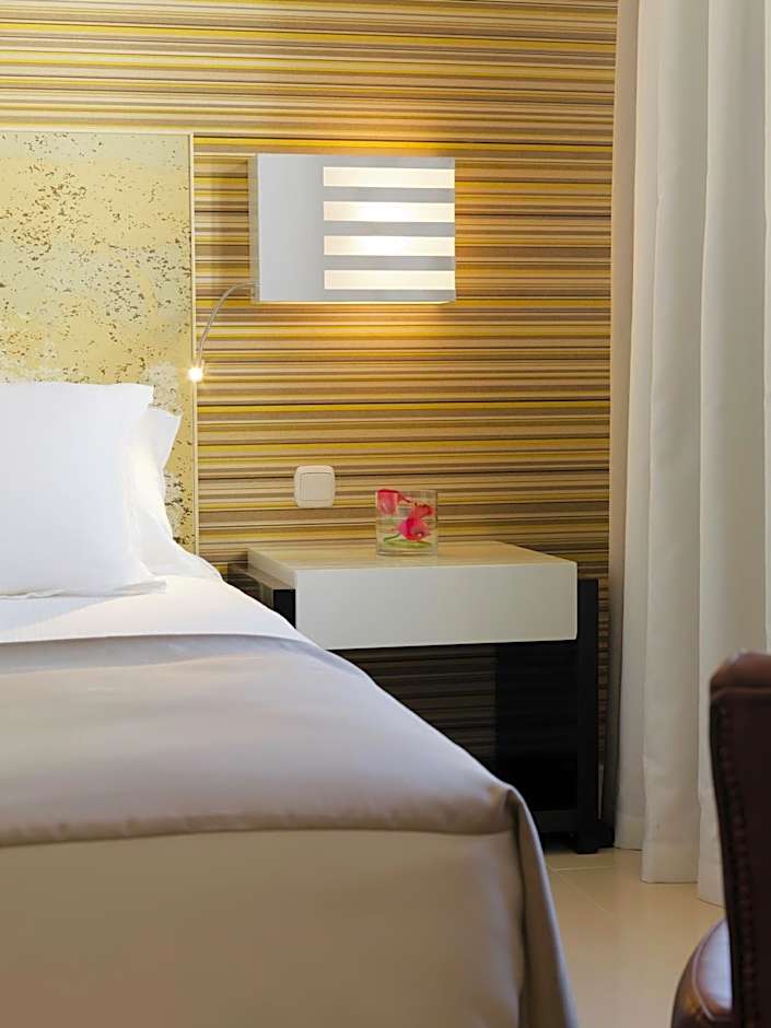 Boutique Hotel H10 White Suites - Adults Only