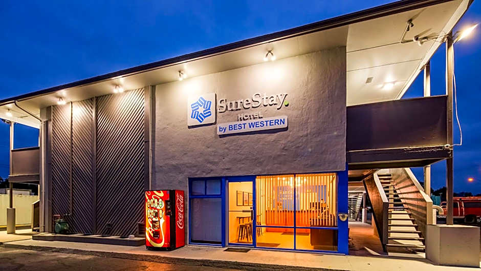 SureStay Hotel by Best Western Findlay