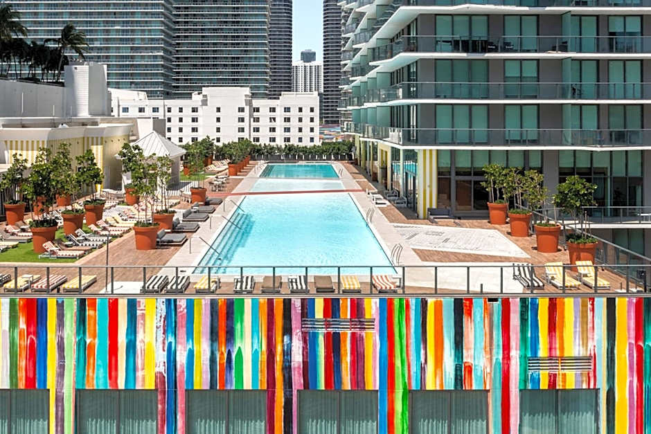 Dua Miami, Autograph Collection