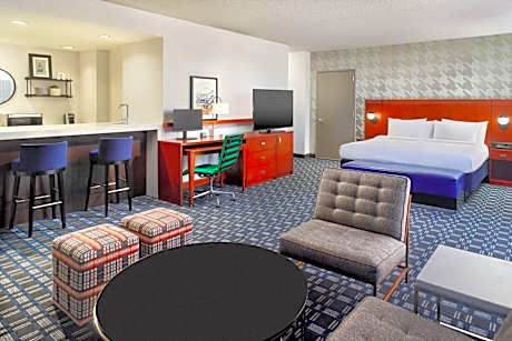 Hospitality Suite with Sofa Bed