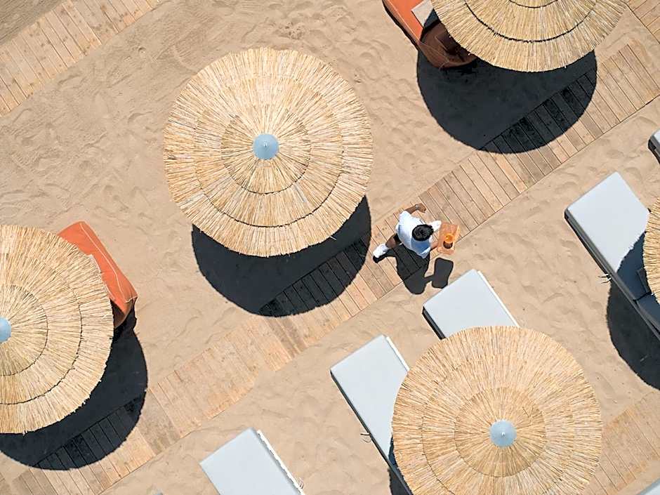 Golden Milos Beach Ηouse by Domotel