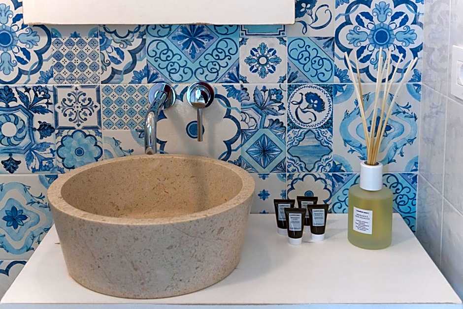 Mare Versus Luxury Suites