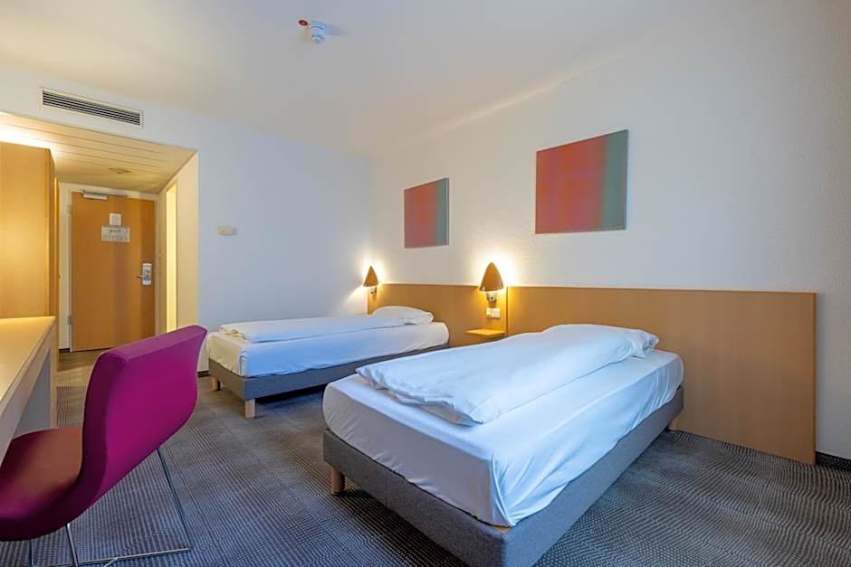 Novotel Duesseldorf City West Seestern