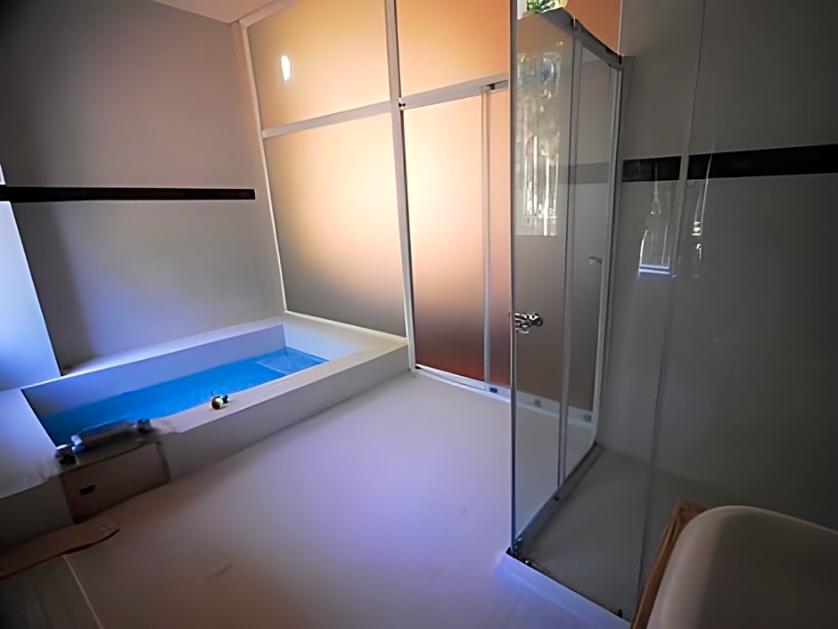 Young Chi Ku Hot Spring B&B