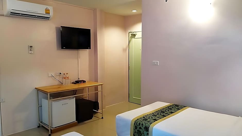 BIRD ROOM HOTEL - PRATUNAM