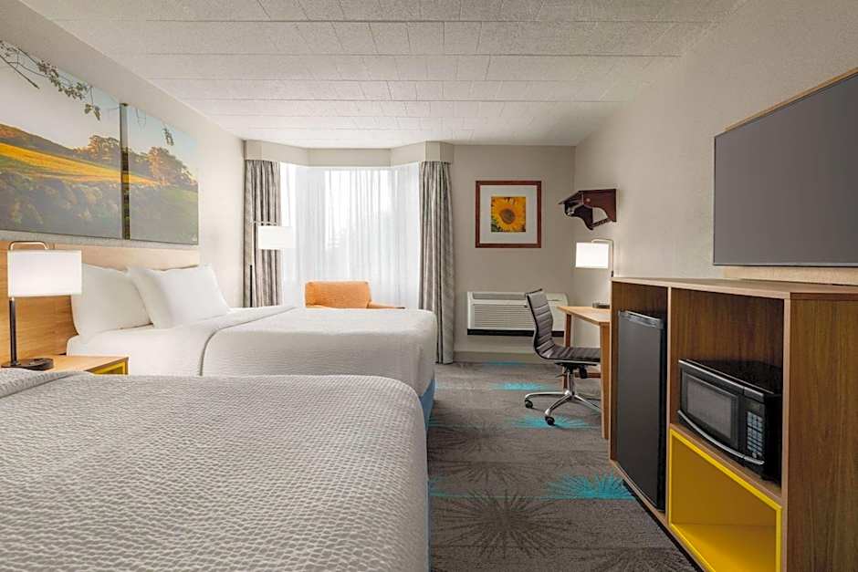 Days Hotel by Wyndham Allentown Airport / Lehigh Valley