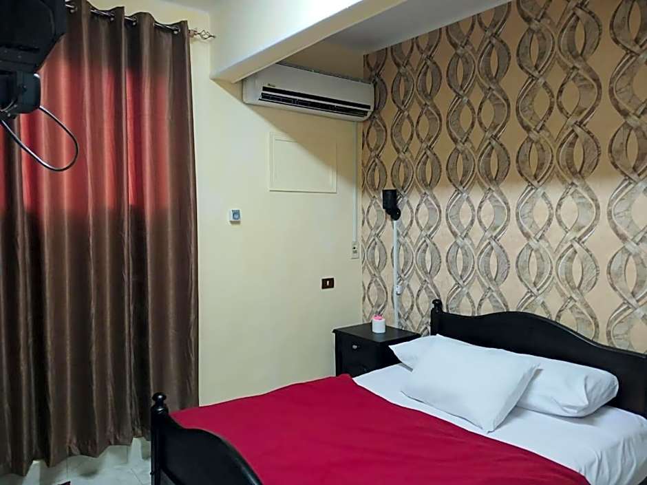 New Palace Hotel