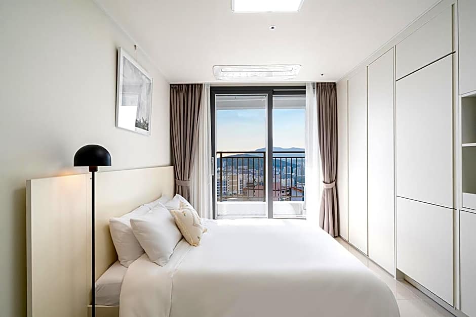 Urbanstay Busan Cityhall