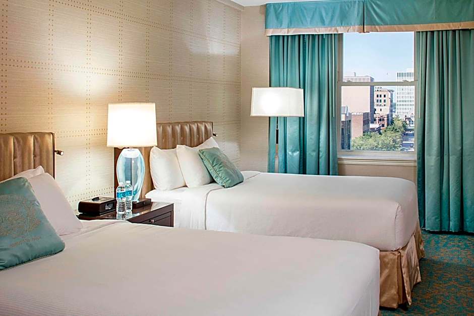 Delta Hotels Bessborough